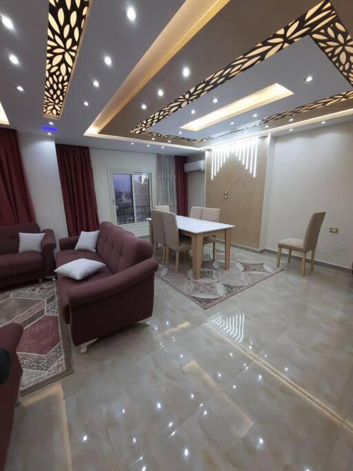 المهندسين جامعة الدول اطلالة على النيل مميز Apartment *